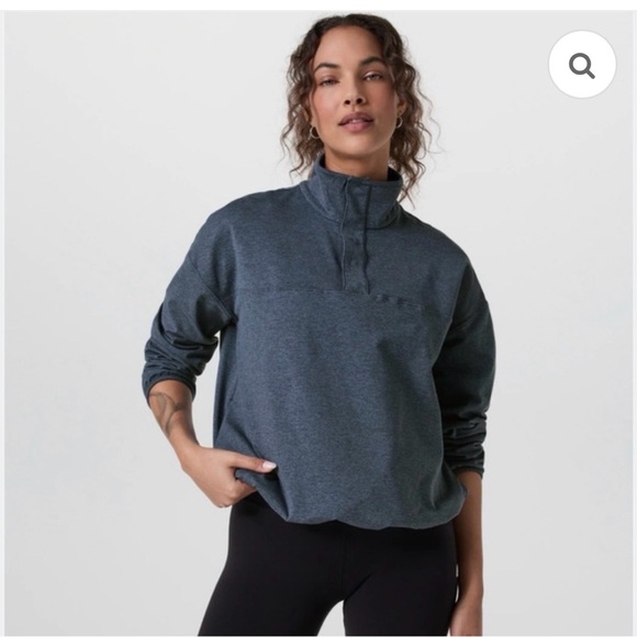 2 Woman’s Vuori Graphite Snap Mock Pullovers in Gray and Navy size large - Picture 2 of 8